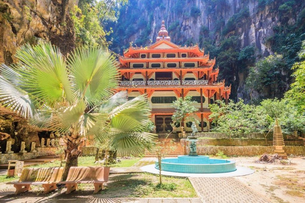 Oyo 90936 Hotel Manjoi Inn อิโปห์ ภายนอก รูปภาพ