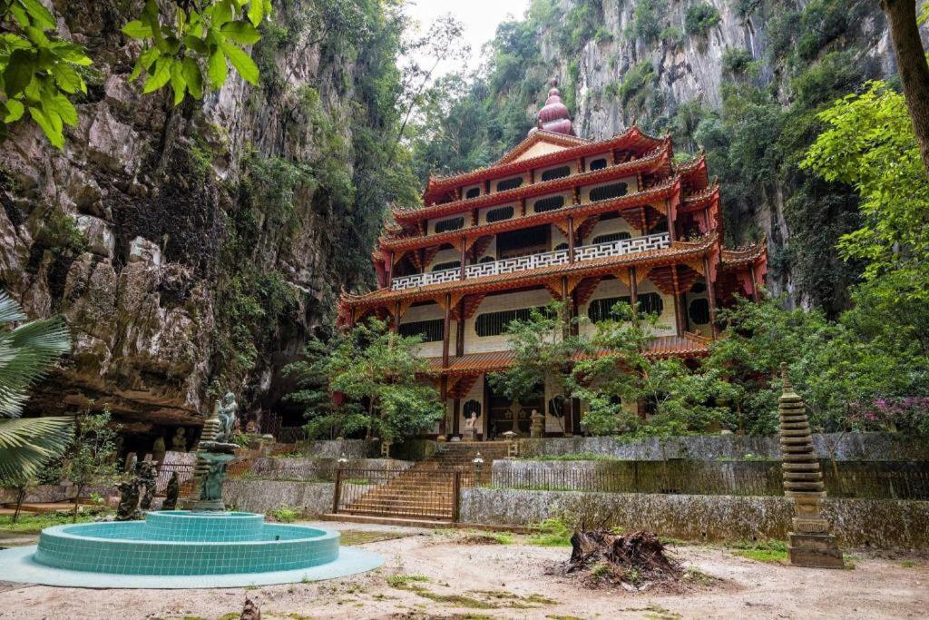 Oyo 90936 Hotel Manjoi Inn อิโปห์ ภายนอก รูปภาพ