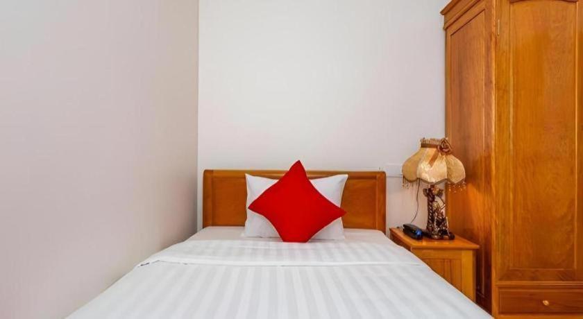 Oyo 90936 Hotel Manjoi Inn อิโปห์ ภายนอก รูปภาพ